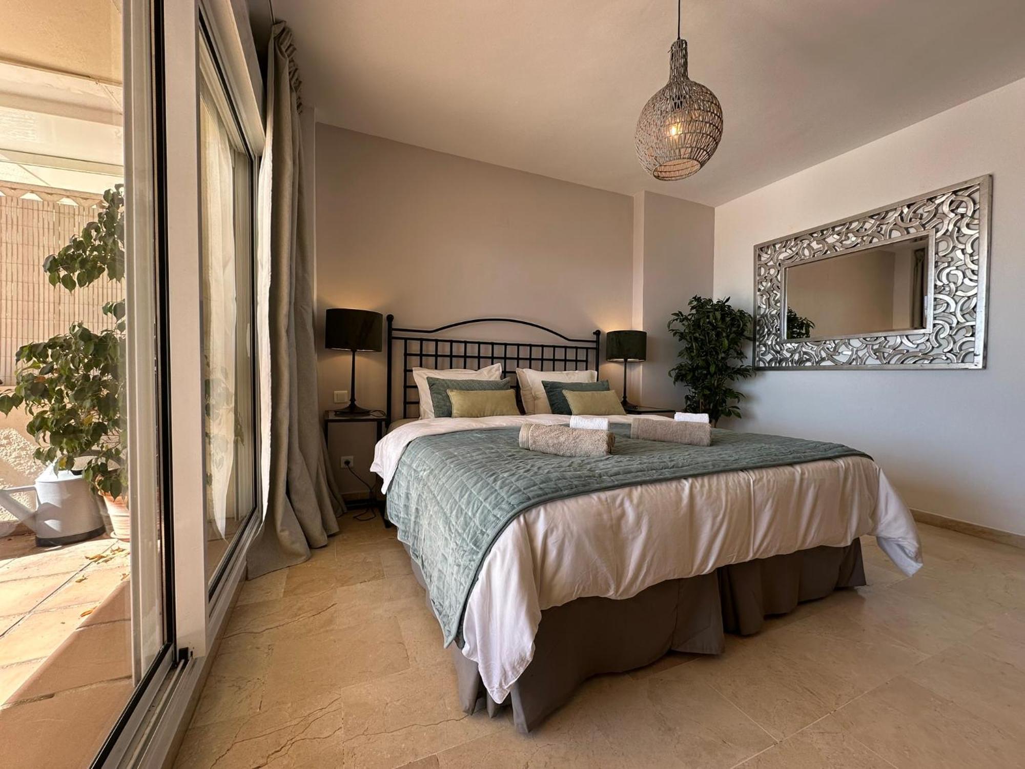 Apartments Bermuda Beach Estepona Exterior photo