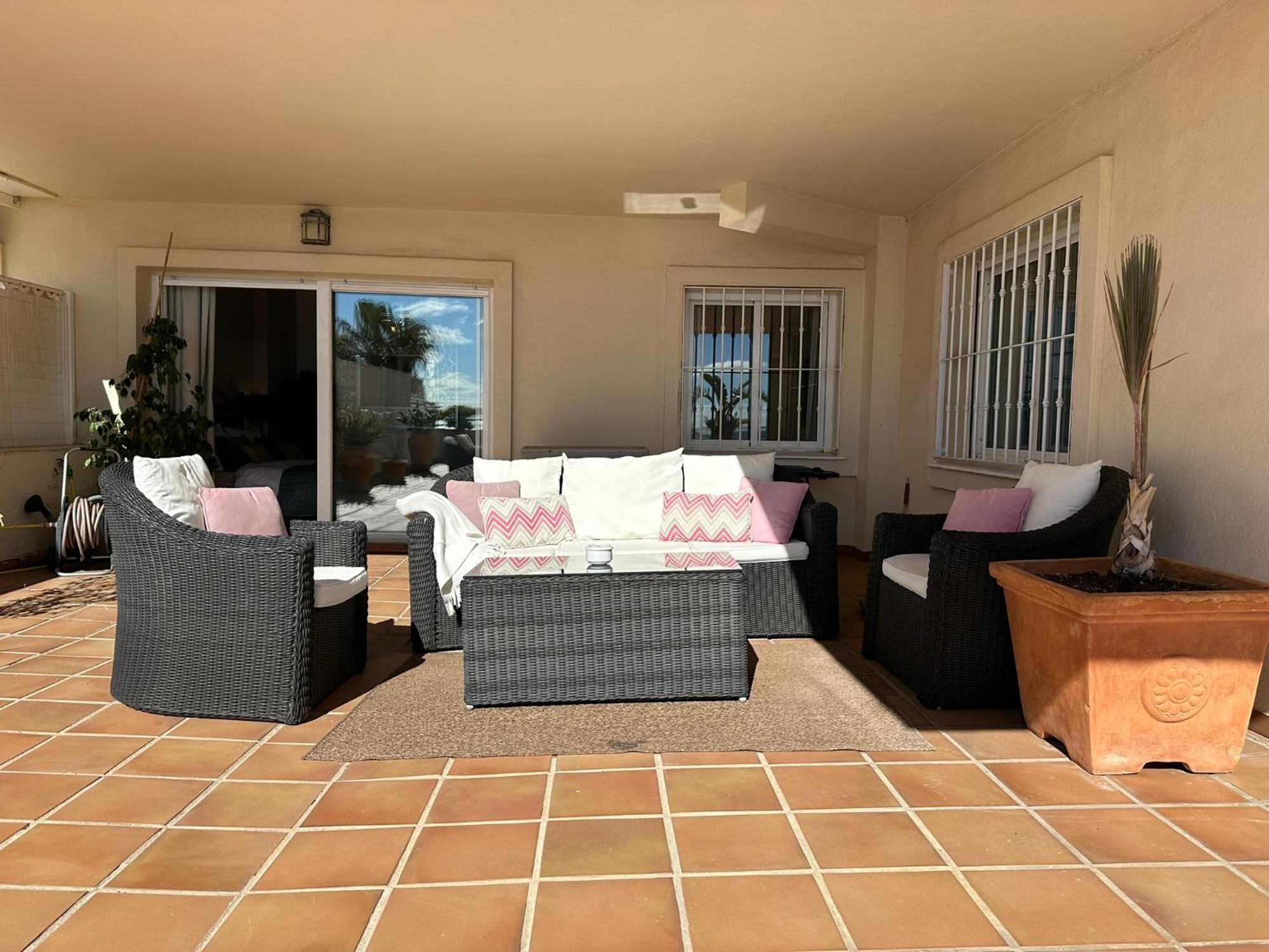 Apartments Bermuda Beach Estepona Exterior photo