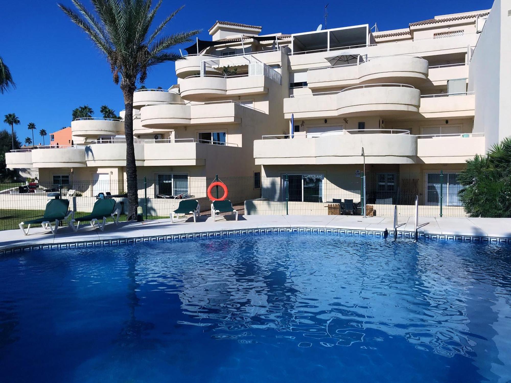 Apartments Bermuda Beach Estepona Exterior photo